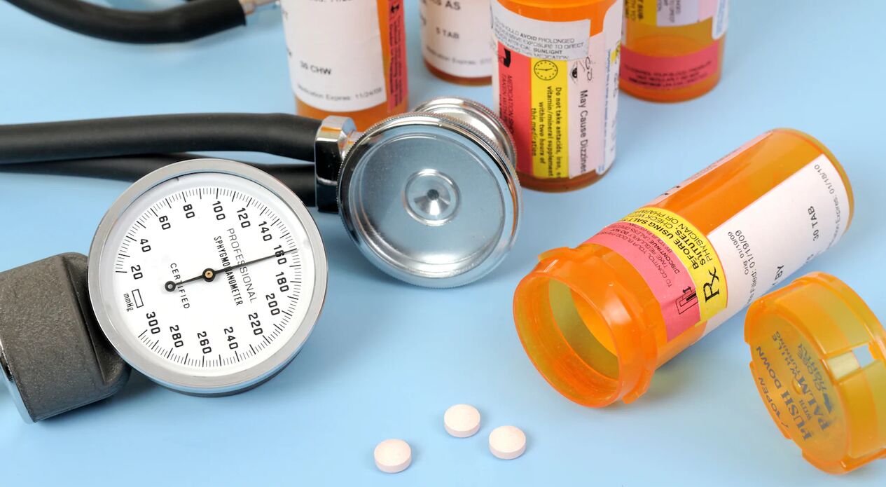 Traitement médicamenteux de l'hypertension pour réduire la pression artérielle